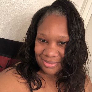 Meet your Posher, Tonia